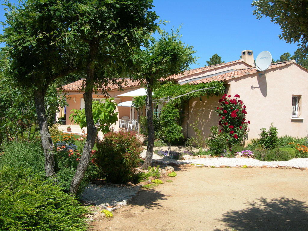 B&B Villa Les Tamaris Régusse Екстериор снимка